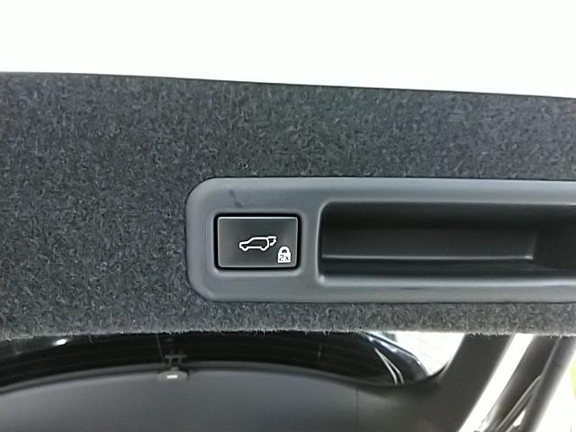 RX RX300 Fスポーツ サンルーフ 革シート キーレス フルセグ ナビ&TV 20アルミホイール エアバッグ 電動シート オートマ フル装備 安全装備 助手席エアバッグ サイドエアバッグ 衝突被害軽減システム ETC(16枚目)