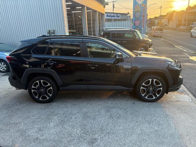 RAV4 アドベンチャー(4枚目)