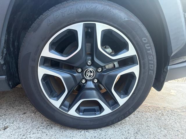 RAV4 アドベンチャー(8枚目)