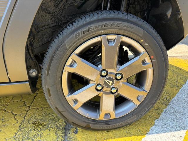 タフト Ｇ　ダーククロムベンチャー　登録届出済未使用車　９インチスマホ連動ディスプレイオーディオ・フルセグＴＶ　パノラマモニター　ＨＤＭＩ　電動パーキングブレーキ　エコアイドル非装着車　シートヒーター　純正１５インチアルミホイール（32枚目）