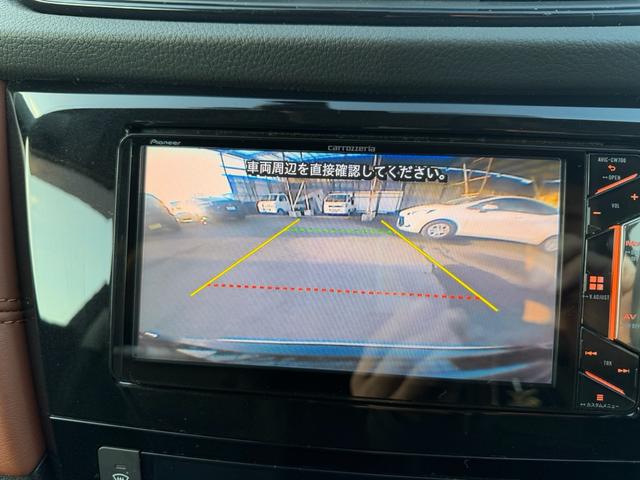 �o�b�N�J����