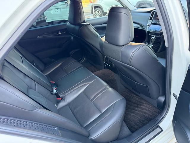 �㕔���Ȃ����R�A�Y��E�����Ɏd�グ�Ă���܂��B�������Y��Ȃ��Ԃ͋C�������ǂ��ł����A�R���f�B�V�����̂����Ԃ������ł��B�O�̃��[�U�[�����J�Ɏg���Ă����؋��ł��B