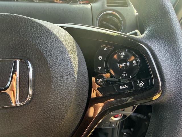 �N���[�Y�R���g���[��