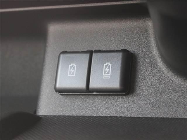 スペーシアカスタム ハイブリッドＸＳ　届出済み未使用車　衝突被害軽減ブレーキ　アイドリングストップ　スマートキー　障害物センサー　レーンキープアシスト　シートヒーター　両側電動スライドドア　盗難防止装置（39枚目）