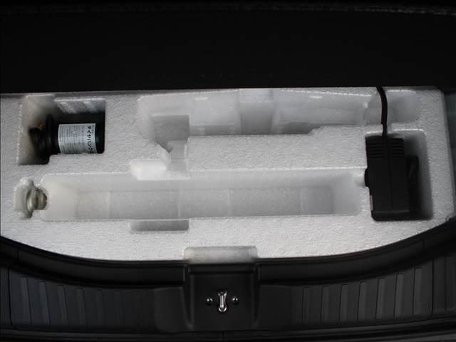 Ｎ－ＢＯＸカスタム ベースグレード　届出済み未使用車　衝突被害軽減ブレーキ　スマートキー　アイドリングストップ　障害物センサー　レーンキープアシスト　オートマチックハイビーム　シートヒーター　両側スライド片側電動スライドドア　盗難防止（8枚目）