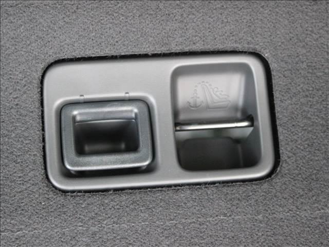 Ｎ－ＢＯＸカスタム ベースグレード　届出済み未使用車　衝突被害軽減ブレーキ　スマートキー　アイドリングストップ　障害物センサー　レーンキープアシスト　オートマチックハイビーム　シートヒーター　両側スライド片側電動スライドドア　盗難防止（9枚目）