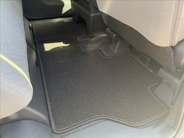 タント Ｘ　両側スライド片側電動ドア　スマートキー　衝突被害軽減ブレーキ　クリアランスソナー　アイドリングストップ　ＥＣＳ　シートヒーター　ＬＥＤヘッドライト（19枚目）