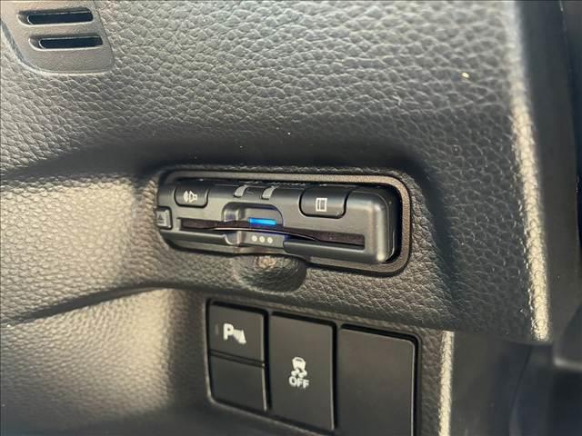 Ｎ－ＢＯＸカスタム Ｌ　スタイル＋ブラック　Ｈｏｎｄａ　ＳＥＮＳＩＮＧ　ナビ・バックカメラ　スマートキー　両側電動スライドドア　アイドリングストップ　ＥＴＣ　ＥＣＳ　クリアランスソナー　ドライブレコーダー　ＬＥＤヘッドライト（40枚目）