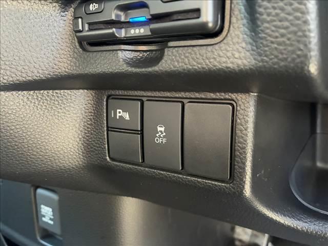 Ｎ－ＢＯＸカスタム Ｌ　スタイル＋ブラック　Ｈｏｎｄａ　ＳＥＮＳＩＮＧ　ナビ・バックカメラ　スマートキー　両側電動スライドドア　アイドリングストップ　ＥＴＣ　ＥＣＳ　クリアランスソナー　ドライブレコーダー　ＬＥＤヘッドライト（41枚目）