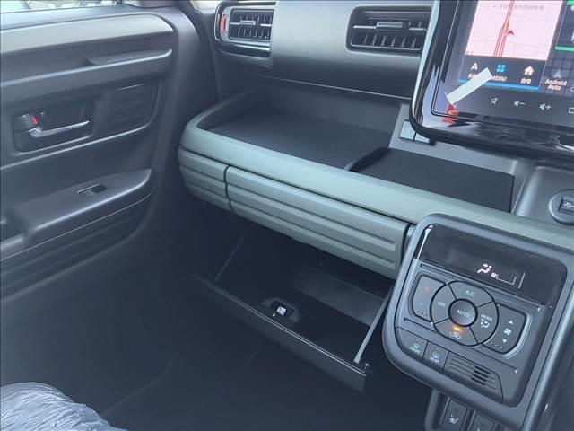 スペーシアギア ハイブリッドＸＺ　両側電動スライドドア　衝突被害軽減ブレーキ　スマートキー　車線逸脱防止装置　クリアランスソナー　アイドリングストップ　ＥＣＳ　ＡＣＣ　ＬＥＤヘッドライト（31枚目）