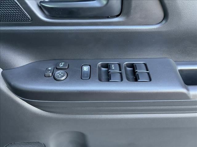 スペーシアギア ハイブリッドＸＺ　両側電動スライドドア　衝突被害軽減ブレーキ　スマートキー　車線逸脱防止装置　クリアランスソナー　アイドリングストップ　ＥＣＳ　ＡＣＣ　ＬＥＤヘッドライト（45枚目）