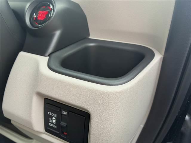 N-BOX ベースグレード Honda SENSING 両側スライド片側電動ドア スマートキー シートヒーター ACC ECS LEDヘッドライト(39枚目)