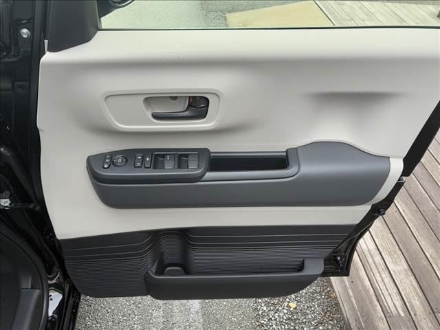 N-BOX ベースグレード Honda SENSING 両側スライド片側電動ドア スマートキー シートヒーター ACC ECS LEDヘッドライト(41枚目)