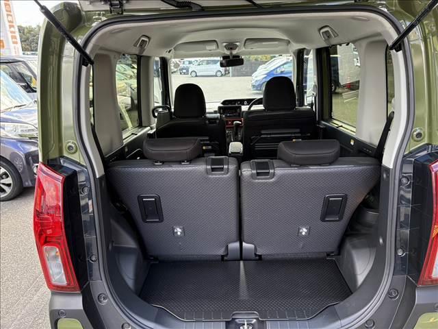 タント ファンクロス　両側電動スライドドア　スマートキー　衝突被害軽減ブレーキ　ＥＣＳ　アイドリングストップ　クリアランスソナー　シートヒーター　ＣＤプレーヤー　ＬＥＤヘッドライト（11枚目）