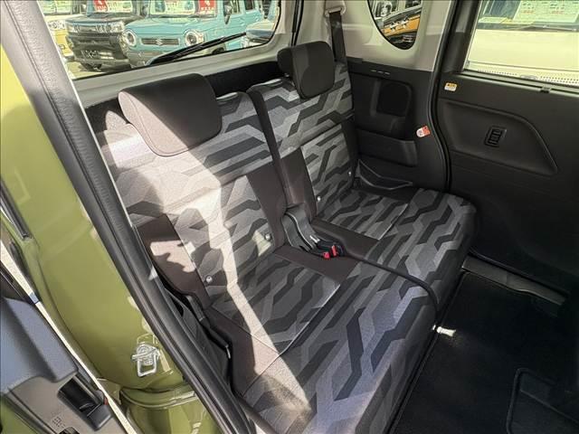 タント ファンクロス　両側電動スライドドア　スマートキー　衝突被害軽減ブレーキ　ＥＣＳ　アイドリングストップ　クリアランスソナー　シートヒーター　ＣＤプレーヤー　ＬＥＤヘッドライト（13枚目）