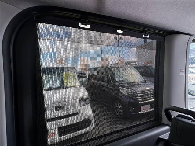 タント ファンクロス　両側電動スライドドア　スマートキー　衝突被害軽減ブレーキ　ＥＣＳ　アイドリングストップ　クリアランスソナー　シートヒーター　ＣＤプレーヤー　ＬＥＤヘッドライト（18枚目）