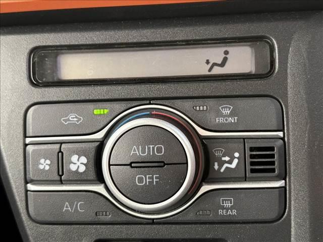 タント ファンクロス　両側電動スライドドア　スマートキー　衝突被害軽減ブレーキ　ＥＣＳ　アイドリングストップ　クリアランスソナー　シートヒーター　ＣＤプレーヤー　ＬＥＤヘッドライト（31枚目）