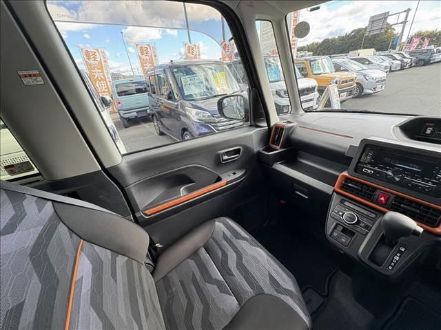 タント ファンクロス　両側電動スライドドア　スマートキー　衝突被害軽減ブレーキ　ＥＣＳ　アイドリングストップ　クリアランスソナー　シートヒーター　ＣＤプレーヤー　ＬＥＤヘッドライト（35枚目）