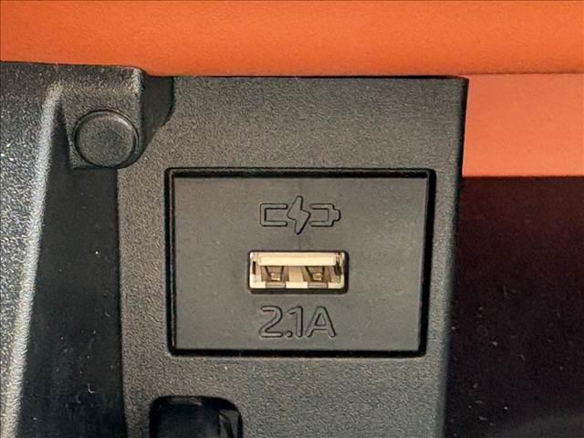 タント ファンクロス　両側電動スライドドア　スマートキー　衝突被害軽減ブレーキ　ＥＣＳ　アイドリングストップ　クリアランスソナー　シートヒーター　ＣＤプレーヤー　ＬＥＤヘッドライト（44枚目）