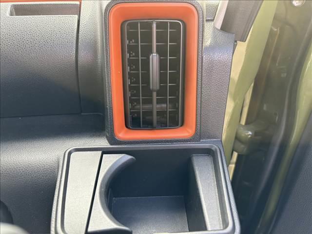 タント ファンクロス　両側電動スライドドア　スマートキー　衝突被害軽減ブレーキ　ＥＣＳ　アイドリングストップ　クリアランスソナー　シートヒーター　ＣＤプレーヤー　ＬＥＤヘッドライト（45枚目）