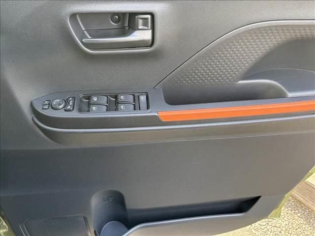 タント ファンクロス　両側電動スライドドア　スマートキー　衝突被害軽減ブレーキ　ＥＣＳ　アイドリングストップ　クリアランスソナー　シートヒーター　ＣＤプレーヤー　ＬＥＤヘッドライト（46枚目）