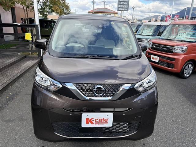 デイズ Ｘ　衝突被害軽減ブレーキ　バックカメラ　スマートキー　クリアランスソナー　アイドリングストップ　ドライブレコーダー　ＣＤプレーヤー（3枚目）