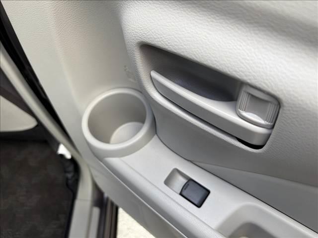 デイズ Ｘ　衝突被害軽減ブレーキ　バックカメラ　スマートキー　クリアランスソナー　アイドリングストップ　ドライブレコーダー　ＣＤプレーヤー（32枚目）