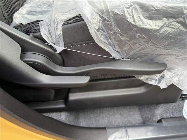 ハスラー ハイブリッドＸ　衝突被害軽減ブレーキ　車線逸脱防止装置　スマートキー　クリアランスソナー　アイドリングストップ　ＡＣＣ　ＥＣＳ　シートヒーター　ＬＥＤヘッドライト（21枚目）
