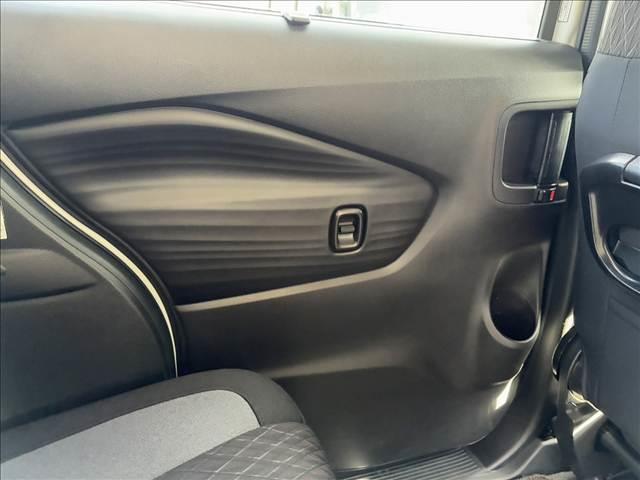 ソリオバンディット ハイブリッドＭＶ　純正フルセグナビ　バックカメラ　スマートキー　両側電動スライドドア　衝突被害軽減ブレーキ　車線逸脱防止装置　クリアランスソナー　ＥＣＳ　シートヒーター　ＬＥＤヘッドライト（19枚目）