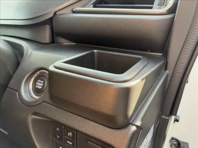 ソリオバンディット ハイブリッドＭＶ　純正フルセグナビ　バックカメラ　スマートキー　両側電動スライドドア　衝突被害軽減ブレーキ　車線逸脱防止装置　クリアランスソナー　ＥＣＳ　シートヒーター　ＬＥＤヘッドライト（52枚目）