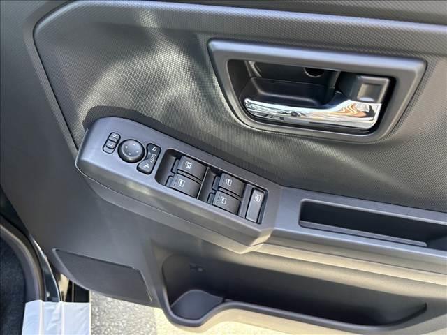 タフト Ｇ　ダーククロムベンチャー　衝突被害軽減ブレーキ　車線逸脱防止装置　スマートキー　クリアランスソナー　アイドリングストップ　ＡＣＣ　ＥＣＳ　シートヒーター　ＬＥＤヘッドライト（24枚目）