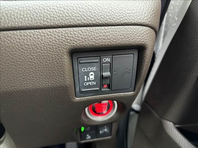 Ｎ－ＢＯＸ Ｌ　Ｈｏｎｄａ　ＳＥＮＳＩＮＧ　ディスプレイオーディオ　バックカメラ　両側スライド片側電動ドア　スマートキー　クリアランスソナー　ＡＣＣ　ＥＣＳ　シートヒーター　アイドリングストップ　ＬＥＤヘッドライト（36枚目）