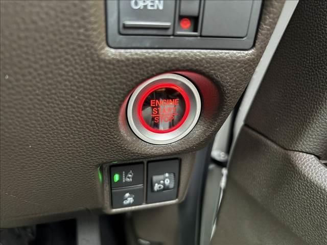 Ｎ－ＢＯＸ Ｌ　Ｈｏｎｄａ　ＳＥＮＳＩＮＧ　ディスプレイオーディオ　バックカメラ　両側スライド片側電動ドア　スマートキー　クリアランスソナー　ＡＣＣ　ＥＣＳ　シートヒーター　アイドリングストップ　ＬＥＤヘッドライト（37枚目）