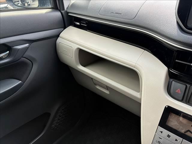 ムーヴ ＸリミテッドＩＩ　ＳＡＩＩＩ　ナビ・Ｂｌｕｅｔｏｏｔｈ付　バックカメラ　スマートキー　衝突被害軽減ブレーキ　ＥＴＣ　ＥＣＳ　アイドリングストップ　シートヒーター　ドライブレコーダー（26枚目）