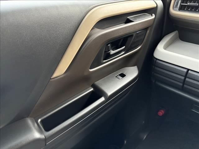 �P�C�J�t�F�@�X�^�b�t�ꓯ�����X�����҂����Ă���܂��I