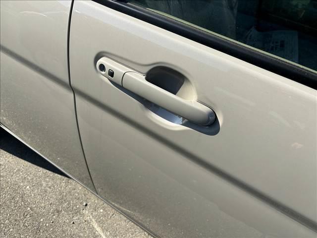 アルトラパン ハイブリッドＧ　衝突被害軽減ブレーキ　車線逸脱防止装置　スマートキー　クリアランスソナー　アイドリングストップ　シートヒーター　ＥＣＳ（8枚目）