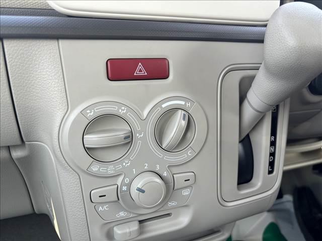 アルトラパン ハイブリッドＧ　衝突被害軽減ブレーキ　車線逸脱防止装置　スマートキー　クリアランスソナー　アイドリングストップ　シートヒーター　ＥＣＳ（27枚目）