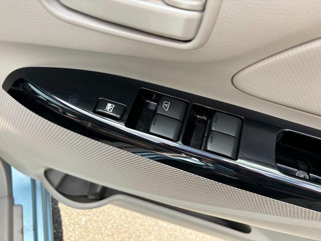 eKワゴン M e-アシスト 衝突被害軽減ブレーキ アイドリングストップ ベンチシート 衝突安全ボディ 寒冷地仕様 シートヒーター 横滑り防止装置 エアコン パワーステアリング パワーウィンドウ ABS 運転席エアバッグ(6枚目)