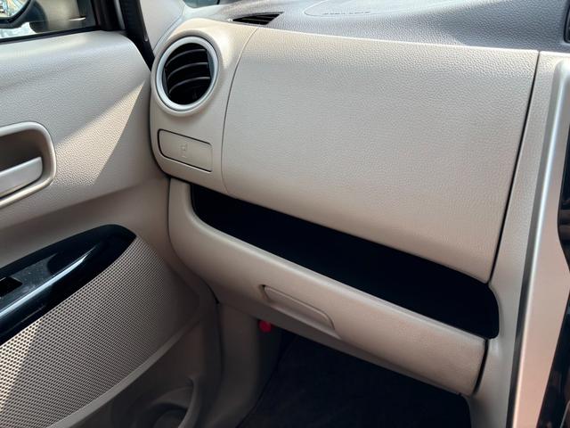 eKワゴン M e-アシスト 衝突被害軽減ブレーキ アイドリングストップ ベンチシート 衝突安全ボディ 寒冷地仕様 シートヒーター 横滑り防止装置 エアコン パワーステアリング パワーウィンドウ ABS 運転席エアバッグ(14枚目)