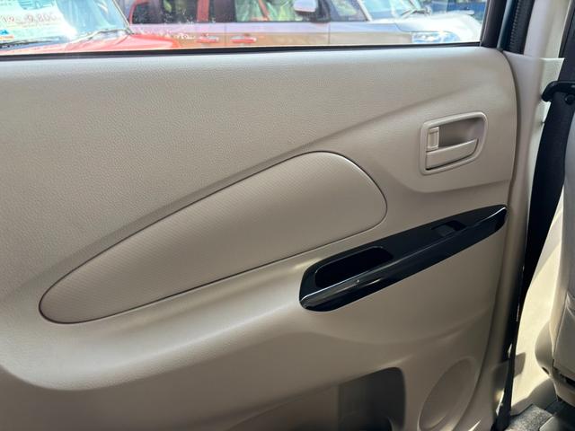 eKワゴン M e-アシスト 衝突被害軽減ブレーキ アイドリングストップ ベンチシート 衝突安全ボディ 寒冷地仕様 シートヒーター 横滑り防止装置 エアコン パワーステアリング パワーウィンドウ ABS 運転席エアバッグ(22枚目)