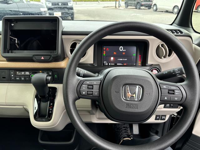 Ｎ－ＢＯＸ ベースグレード　Ｈｏｎｄａ　ＳＥＮＳＩＮＧ　両側スライド片側電動ドア　スマートキー　ＬＥＤヘッドライト（2枚目）