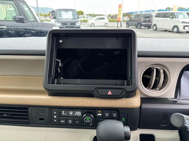 Ｎ－ＢＯＸ ベースグレード　Ｈｏｎｄａ　ＳＥＮＳＩＮＧ　両側スライド片側電動ドア　スマートキー　ＬＥＤヘッドライト（11枚目）