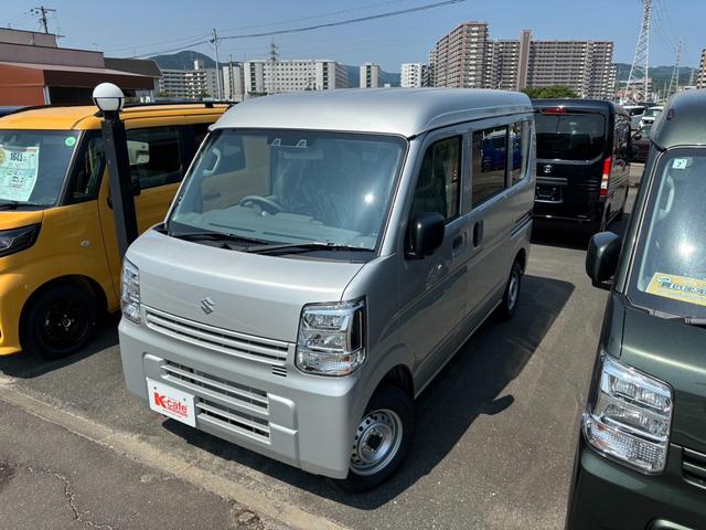 エブリイ ＰＡリミテッド　届出済み未使用車（3枚目）