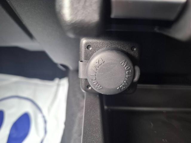 ジムニー ＸＣ　４ＡＴ　４ＷＤ　届出済未使用車（22枚目）