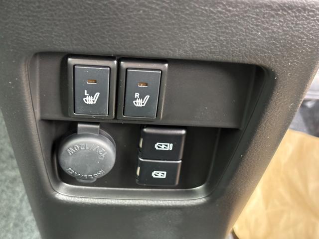 ハスラー ハイブリッドＸ　届出済未使用車　衝突被害軽減ブレーキ　スマートキー　デュアルレーダーブレーキ　横滑り防止装置　ＬＥＤライト　フルフラット（13枚目）
