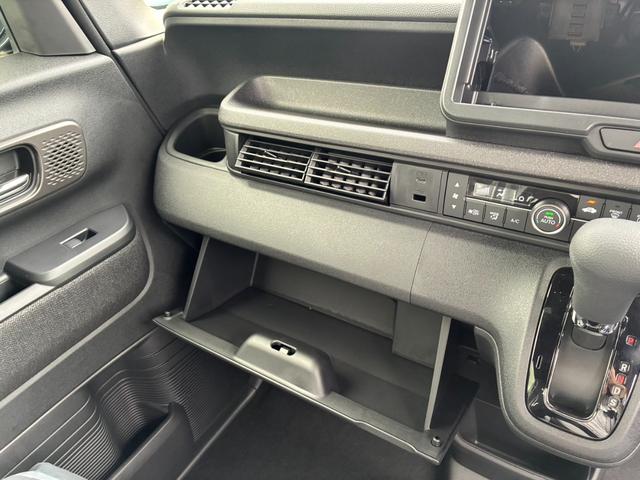 Ｎ－ＢＯＸカスタム ベースグレード　届出済未使用車　衝突軽減ブレーキ　ＬＥＤ　ＥＣＯＮモード　スマートキープッシュスタート　ＡＢＳ　クルーズコントロール　シートヒーター（22枚目）