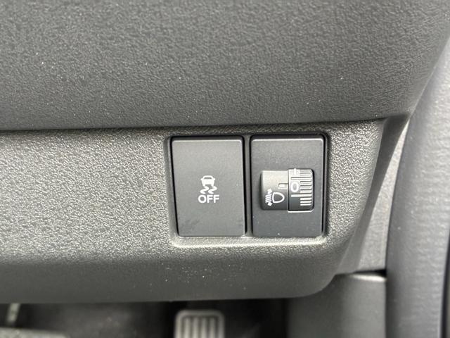 Ｎ－ＢＯＸカスタム ベースグレード　届出済未使用車　衝突軽減ブレーキ　ＬＥＤ　ＥＣＯＮモード　スマートキープッシュスタート　ＡＢＳ　クルーズコントロール　シートヒーター（29枚目）