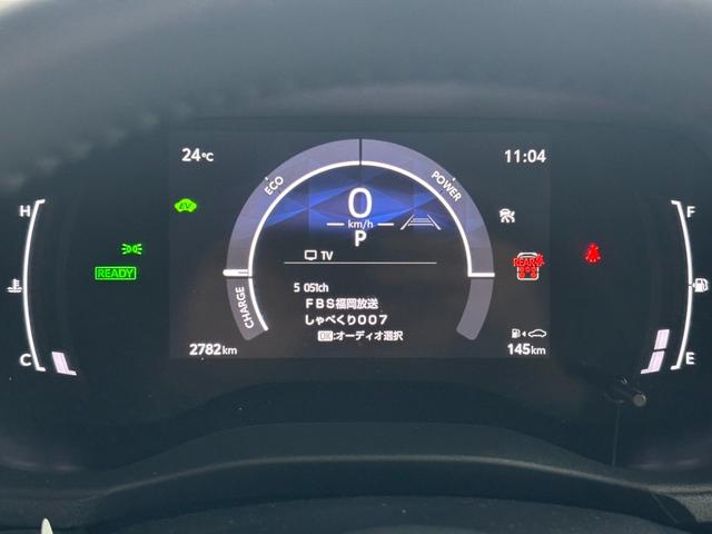 シエンタ ハイブリッドＺ　純正フルセグナビ　全方位モニター　スライドドア　ＬＥＤヘッドライト　スマートキー　プッシュスタート　クルーズコントロール　フルオートエアコン　ＡＢＳ　前席シートヒーター　ハンドルヒーター　ＡＣ１００Ｖ（7枚目）