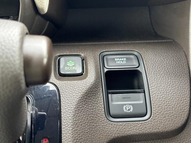Ｎ－ＷＧＮ Ｌホンダセンシング　フルセグナビ　バックカメラ　ＥＴＣ　衝突被害軽減ブレーキ　スマートキー　パワーウインドウ　プッシュスタート　クルーズコントロール　オートエアコン　ＡＢＳ　シートヒーター　アイドリングストップ（13枚目）