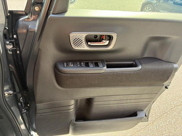 Ｎ－ＢＯＸカスタム ベースグレード　届出済未使用車　両側電動スライドドア　スマートキー＆プッシュスタート　オートエアコン　盗難防止装置　パワーステアリング　パワーウインドウ　ＬＥＤ　前席シートヒーター　ＬＫＡ（36枚目）